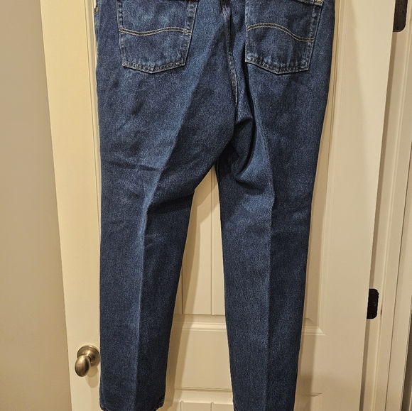 Lee Men’s 44x32 Jeans Regular Fit - Picture 2 of 3